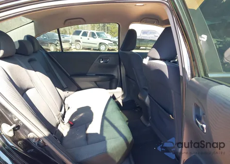 2016 Honda Accord Lx z USA, uszkodzony, nr VIN 1HGCR2F39GA001329